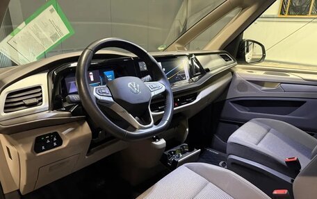 Volkswagen Multivan, 2022 год, 4 770 000 рублей, 20 фотография