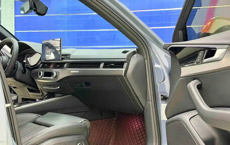 Audi A4, 2022 год, 2 450 444 рублей, 8 фотография