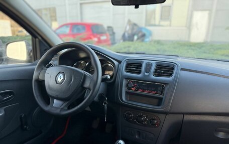 Renault Logan II, 2018 год, 375 000 рублей, 13 фотография