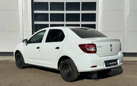 Renault Logan II, 2018 год, 375 000 рублей, 3 фотография