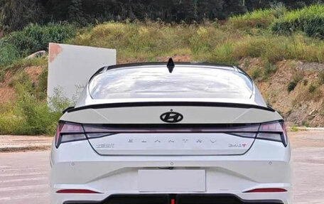 Hyundai Elantra, 2022 год, 1 210 000 рублей, 5 фотография