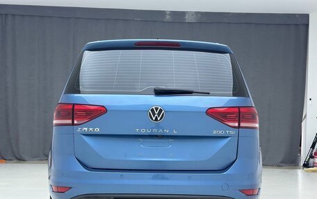 Volkswagen Touran III, 2019 год, 1 350 000 рублей, 5 фотография