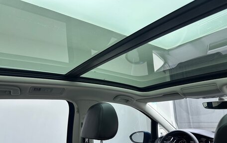 Volkswagen Touran III, 2019 год, 1 350 000 рублей, 17 фотография