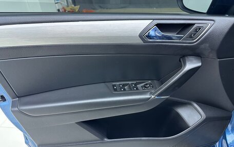 Volkswagen Touran III, 2019 год, 1 350 000 рублей, 16 фотография