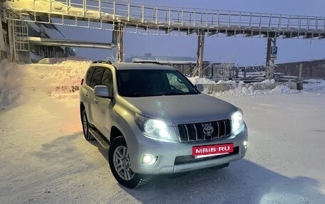 Toyota Land Cruiser Prado 150 рестайлинг 2, 2012 год, 3 380 000 рублей, 2 фотография