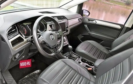 Volkswagen Touran III, 2022 год, 1 215 888 рублей, 9 фотография