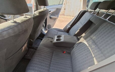 Toyota Corolla, 2006 год, 800 000 рублей, 17 фотография