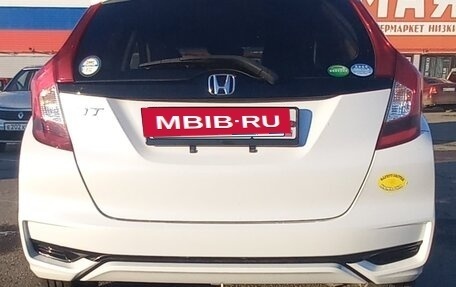 Honda Fit III, 2019 год, 1 200 000 рублей, 5 фотография