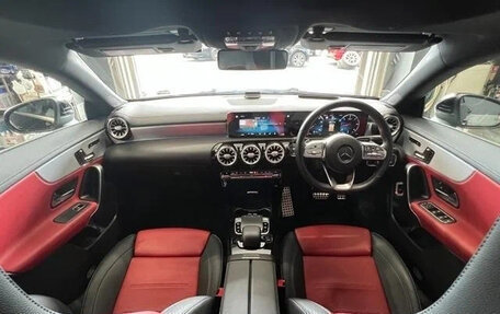 Mercedes-Benz CLA, 2022 год, 1 830 007 рублей, 22 фотография
