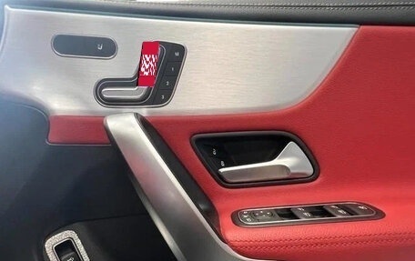 Mercedes-Benz CLA, 2022 год, 1 830 007 рублей, 21 фотография