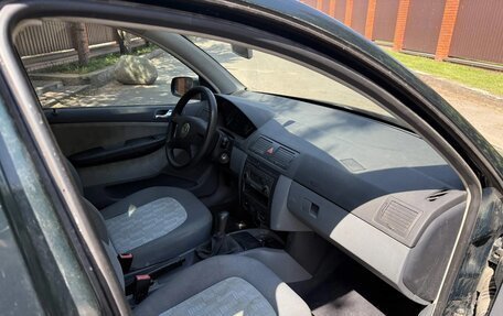 Skoda Fabia I, 2001 год, 207 000 рублей, 3 фотография