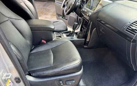 Toyota Land Cruiser Prado 150 рестайлинг 2, 2014 год, 3 150 000 рублей, 9 фотография