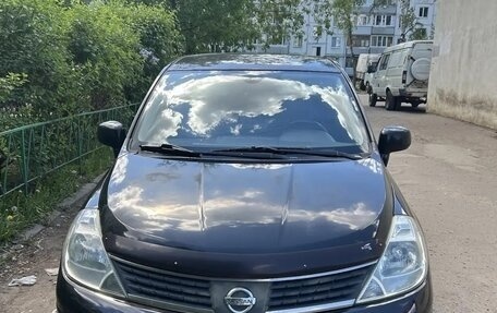 Nissan Tiida, 2010 год, 700 000 рублей, 2 фотография