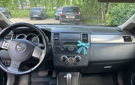 Nissan Tiida, 2010 год, 700 000 рублей, 6 фотография