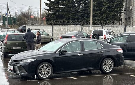 Toyota Camry, 2019 год, 2 750 000 рублей, 5 фотография