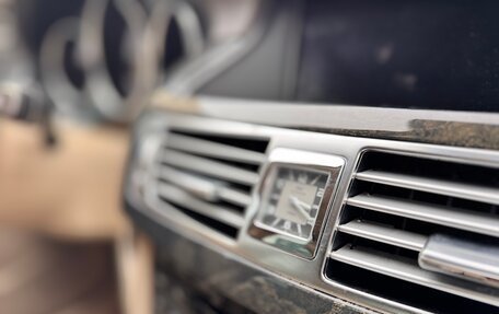 Mercedes-Benz CLS, 2013 год, 2 200 000 рублей, 12 фотография