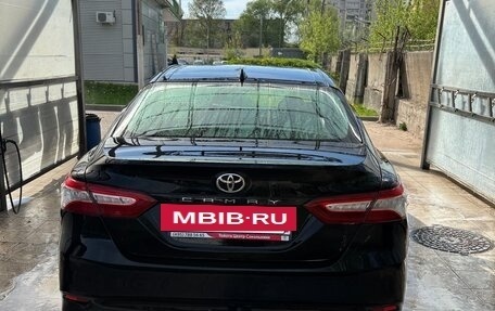 Toyota Camry, 2019 год, 2 750 000 рублей, 9 фотография