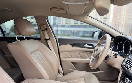 Mercedes-Benz CLS, 2013 год, 2 200 000 рублей, 15 фотография