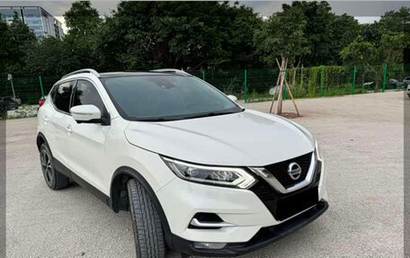 Nissan Qashqai, 2022 год, 2 070 000 рублей, 2 фотография
