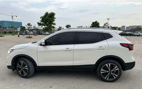 Nissan Qashqai, 2022 год, 2 070 000 рублей, 3 фотография