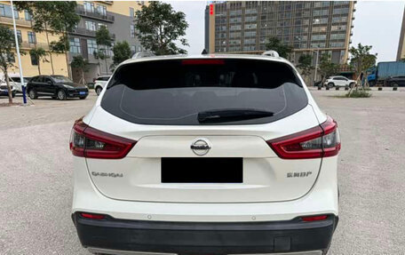 Nissan Qashqai, 2022 год, 2 070 000 рублей, 6 фотография