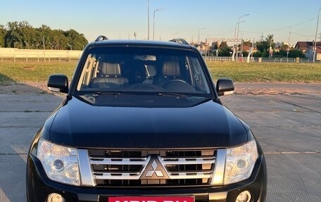 Mitsubishi Pajero IV, 2013 год, 2 500 000 рублей, 2 фотография