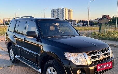 Mitsubishi Pajero IV, 2013 год, 2 500 000 рублей, 9 фотография