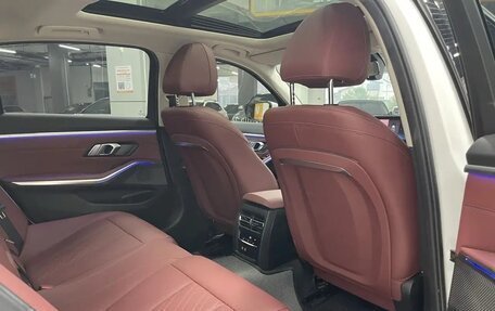 BMW 3 серия, 2023 год, 3 250 000 рублей, 12 фотография