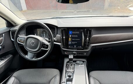Volvo V90 Cross Country I рестайлинг, 2018 год, 2 650 000 рублей, 11 фотография