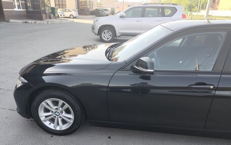 BMW 3 серия, 2017 год, 1 750 000 рублей, 4 фотография