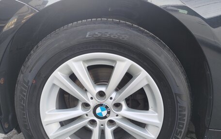 BMW 3 серия, 2017 год, 1 750 000 рублей, 14 фотография