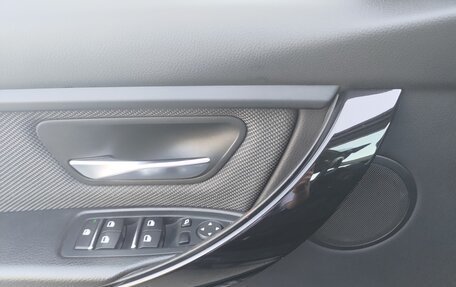 BMW 3 серия, 2017 год, 1 750 000 рублей, 25 фотография