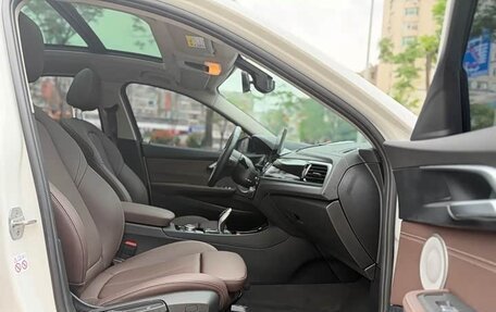 BMW 1 серия, 2022 год, 1 450 000 рублей, 10 фотография
