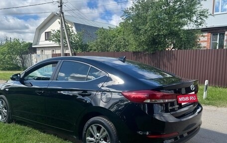 Hyundai Elantra VI рестайлинг, 2017 год, 1 500 000 рублей, 3 фотография