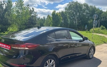 Hyundai Elantra VI рестайлинг, 2017 год, 1 500 000 рублей, 5 фотография