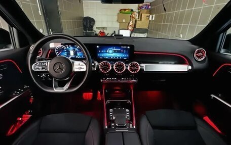Mercedes-Benz GLB AMG, 2021 год, 5 470 000 рублей, 11 фотография