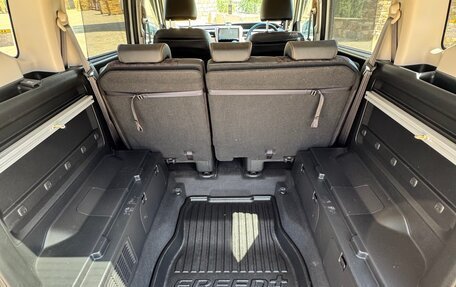 Honda Freed II, 2021 год, 2 050 000 рублей, 24 фотография