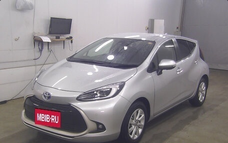 Toyota Aqua, 2022 год, 1 384 000 рублей, 7 фотография