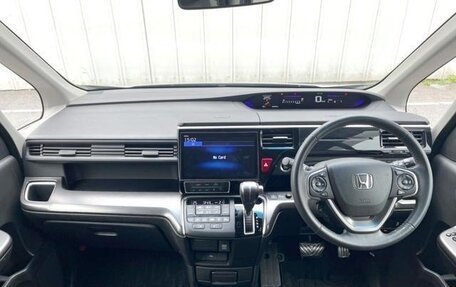 Honda Stepwgn IV, 2021 год, 2 050 000 рублей, 7 фотография