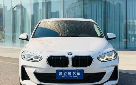 BMW 1 серия, 2022 год, 1 510 000 рублей, 2 фотография