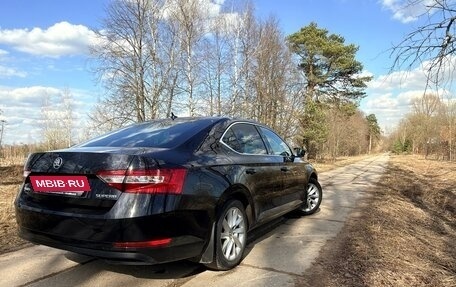 Skoda Superb III рестайлинг, 2016 год, 1 580 000 рублей, 2 фотография