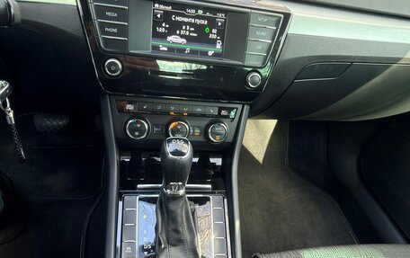 Skoda Superb III рестайлинг, 2016 год, 1 580 000 рублей, 11 фотография