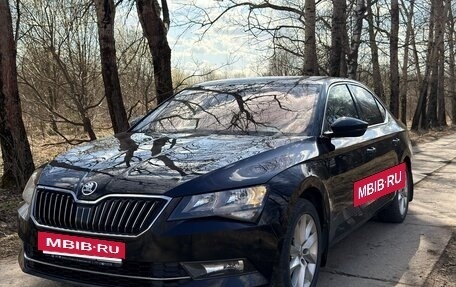 Skoda Superb III рестайлинг, 2016 год, 1 580 000 рублей, 10 фотография