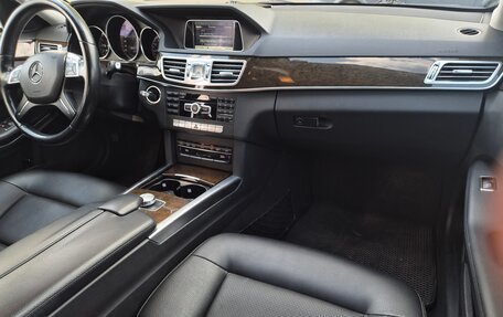 Mercedes-Benz E-Класс, 2013 год, 1 420 000 рублей, 7 фотография