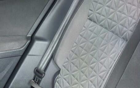 Volkswagen Tiguan II, 2021 год, 2 850 000 рублей, 11 фотография