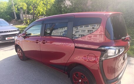 Toyota Sienta II, 2021 год, 1 737 000 рублей, 4 фотография