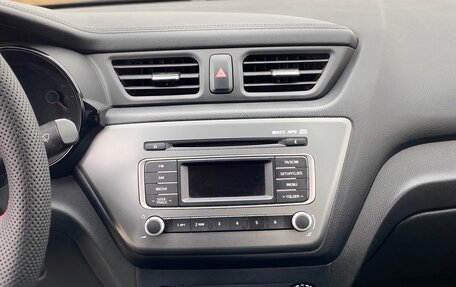 KIA Rio III рестайлинг, 2015 год, 1 160 000 рублей, 30 фотография