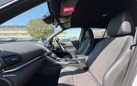 Mitsubishi Eclipse Cross, 2023 год, 1 980 000 рублей, 13 фотография