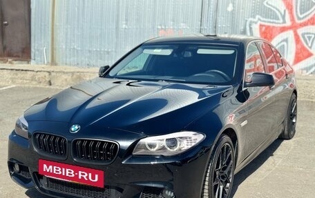 BMW 5 серия, 2013 год, 1 900 000 рублей, 21 фотография