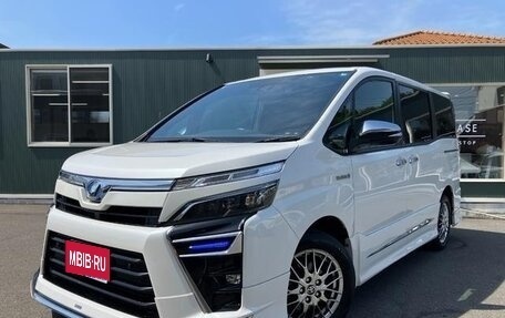 Toyota Voxy III, 2020 год, 1 833 123 рублей, 1 фотография